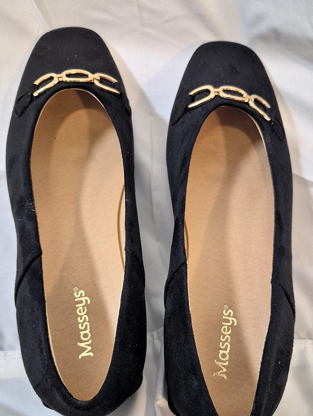 Masseys Cece (Women's) Cece Black Flats with Gold-Tone Hardware Size 10M